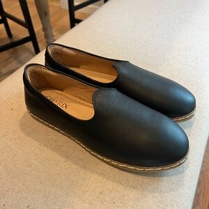 NEW! CHARIX Black Slip On Shoes 39 NEW!